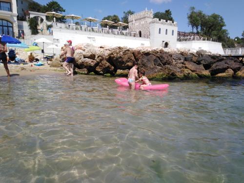 Private Apartment In Saint Elena