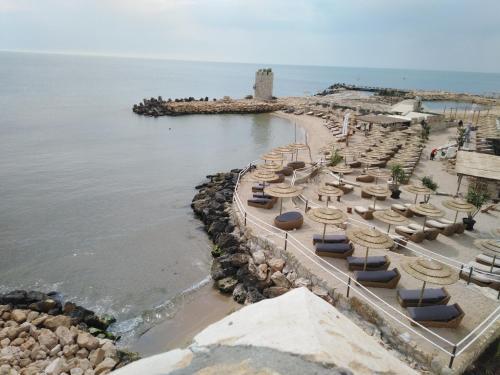 Private Apartment In Saint Elena