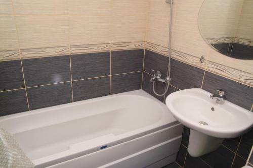 Private Apartment In Saint Elena