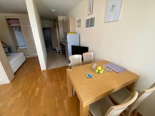 Happy Home Apartment