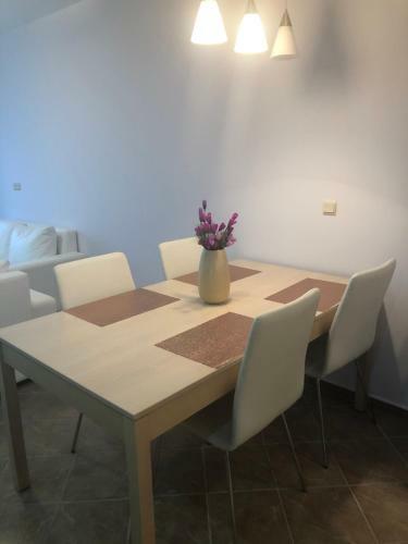 Green Life Resort Apartment