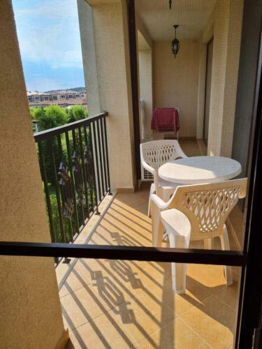 Green View Apartment
