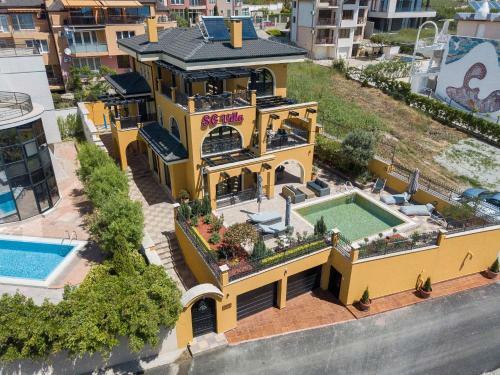 Sg Villa