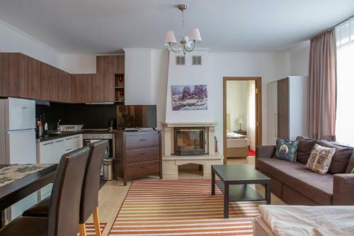 Apartments In Complex Grand Manastira
