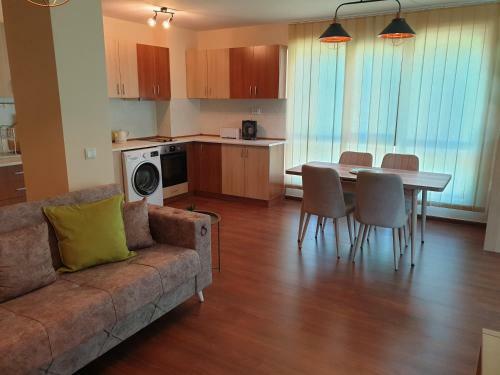 Sunrise Apartments