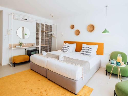 Ibis Styles Golden Sands Roomer Hotel