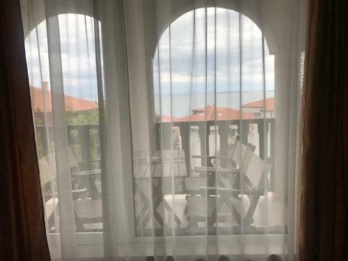Breeze Nadezhda Apartment