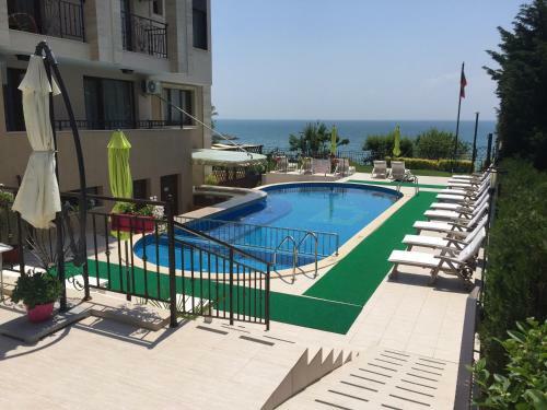 Exclusive Apartment In Porto Paradiso