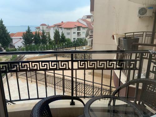 Marina Bay Apart Saint Vlas