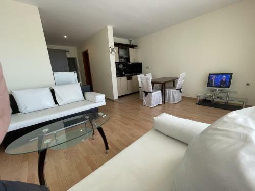 Menada Apartments In Grand Resort