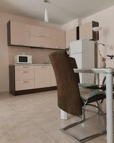 Marina Sunrise Apartment