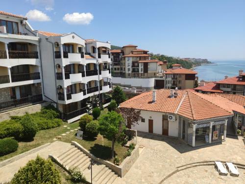 Sun Coast Apartment