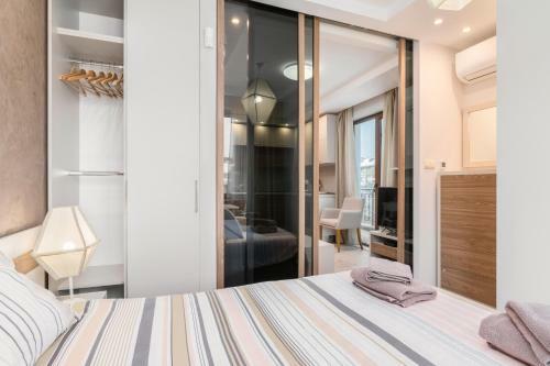 *m&m* Modern & Multifunctional One Bedroom Apartment