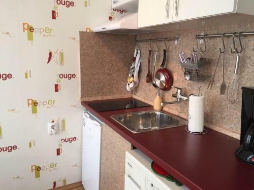 Airport Apartment