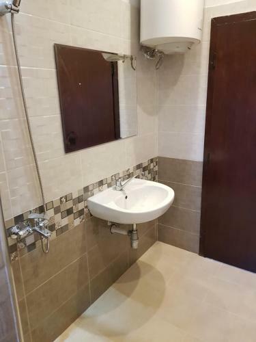 Hostal Oleander Rooms & Apartment