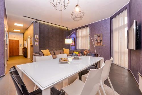 Apartamento Champs-�lys�es Sofia | 2-bdr, 2-bthr Tsar Simeon Suite