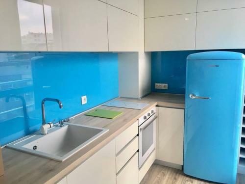 Bluemarine Apartment With Parking Space