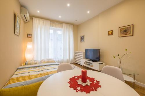 Modern 2 Bedroom Apartment Next To Vitosha Str.