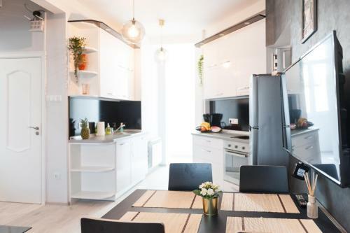 Vitosha Blvd - 2br Lux Apart