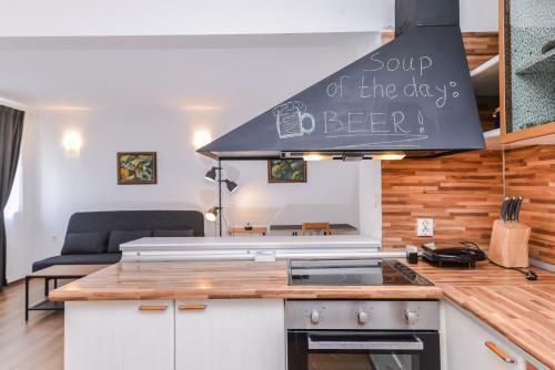Eleganto - Two Bedroom, Top Central, Stylish Apartment
