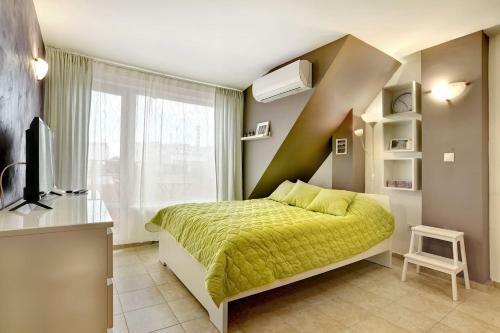 Cozy Small Apartment In A Quiet Area