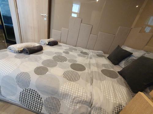 Diamond Luxury Apartment