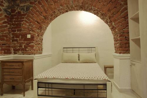 Top Center Semi-detached Apartment Studio