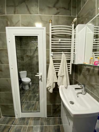 Uzun Apartments