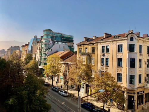 Ekaterina's City Center Gallery Apartment