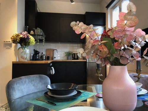 Ekaterina's City Center Gallery Apartment