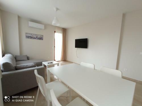 Azuro Residence - Luxury Apartment
