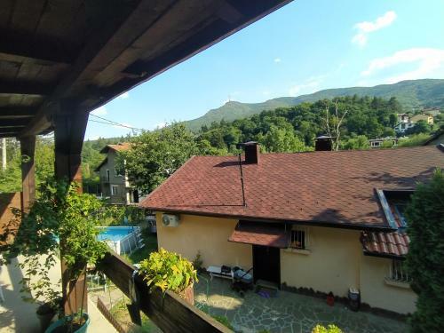Villa House With A Nice Garden, View, Pool And Fireplace