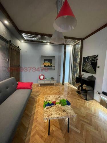 Top Center Art Deluxe Apartment