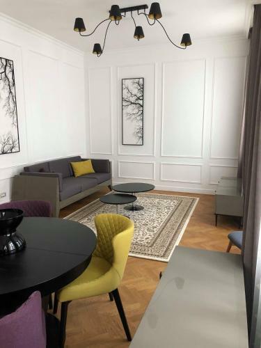 Top Center Luxury Apartament