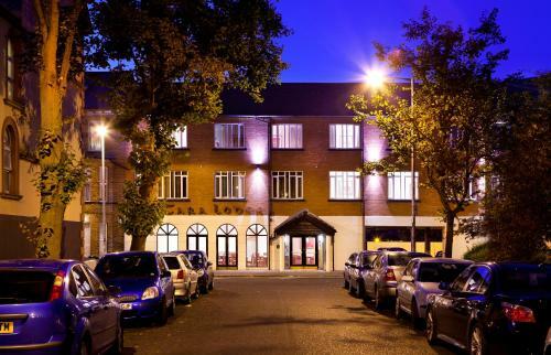 Hotel Tara Lodge
