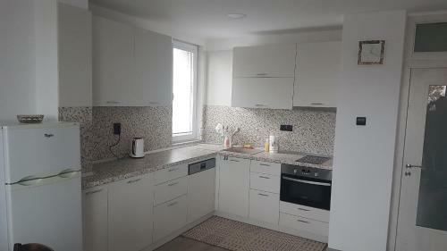 Roza Apartment