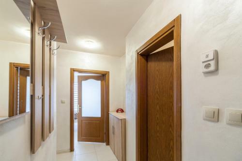 Pearl Apartment