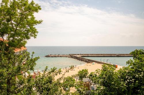 Hostal ??????????? ????'?? ?????' Holiday Houses On The Coast