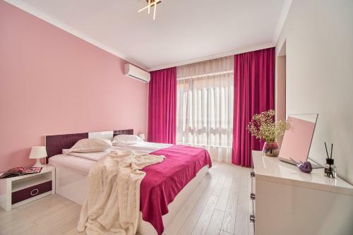Luxury Center Apartments