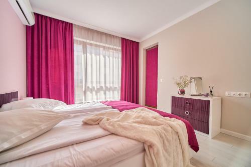 Luxury Center Apartments