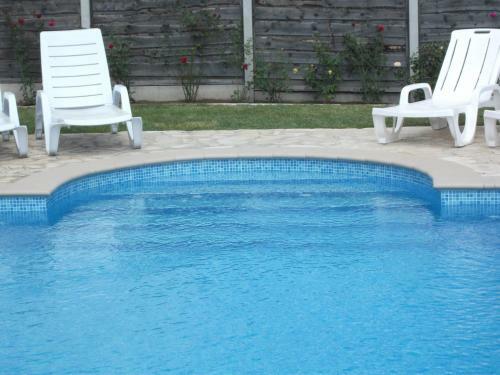 Villa With Private Pool, Sauna And Sea Views