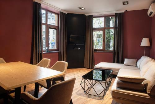 Luxrent Apartments