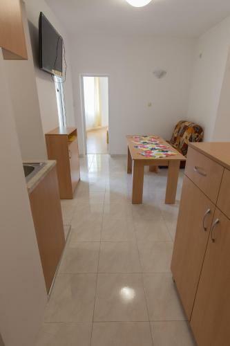 Complex Joy Apartments