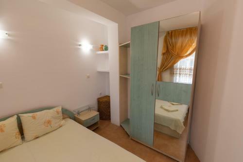 Complex Joy Apartments