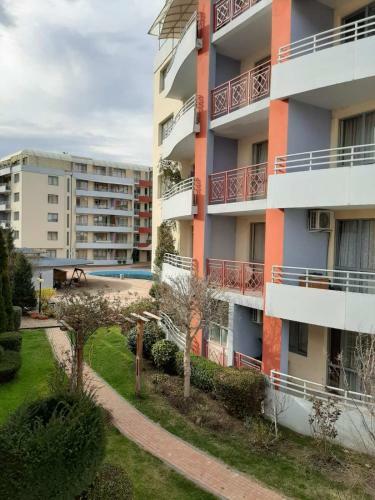 Sunny Beach Apartment For 2 Persons