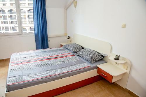 Joy Apartments In Sunny Beach Top Center With Parking