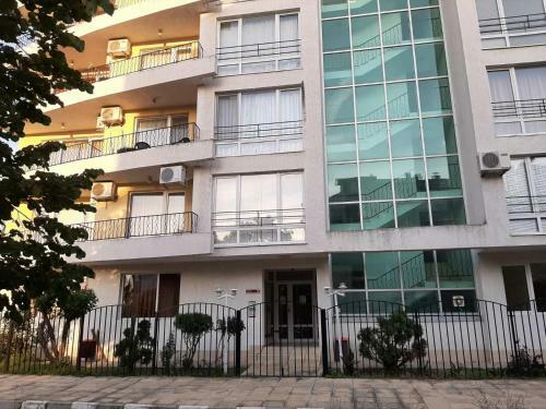 Azuro Aparthotel Sunny Beach