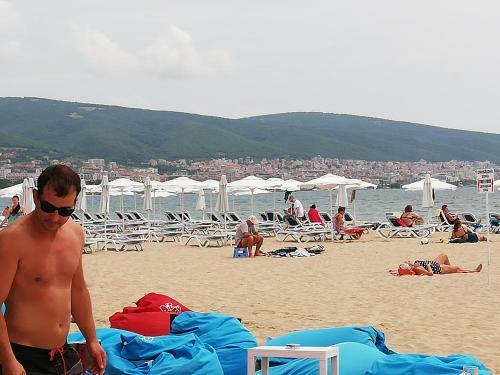 Charis Apart At Sun Village Complex Close To The Beach