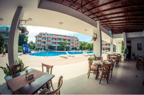 Sunny Fort Private Apartment