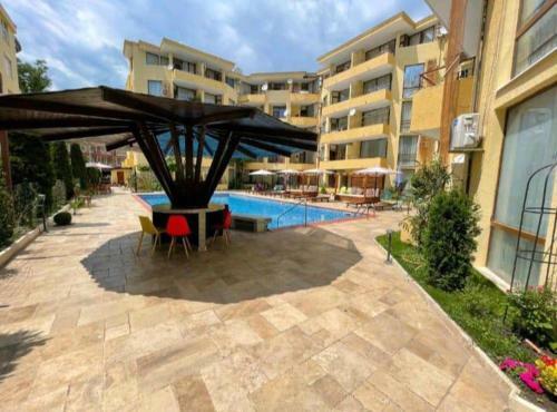 Stylish 1-bed Apartment In Sunny Beach
